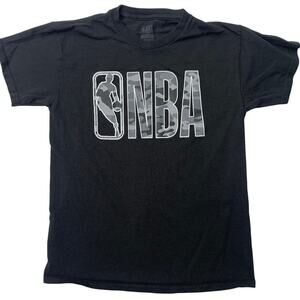 NBA Boys Medium Tee Shirt Large Logo Spellout Gray Black Short Sleeve Cotton